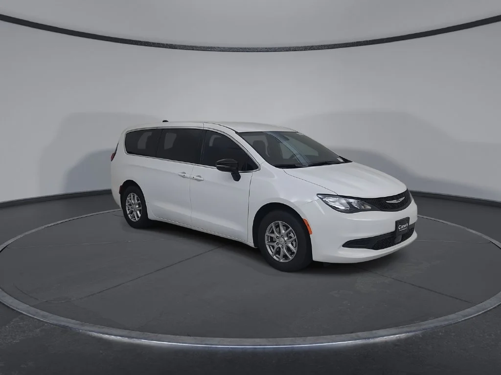 New 2027 Bright White Clear-Coat Paint Chrysler LX image 3