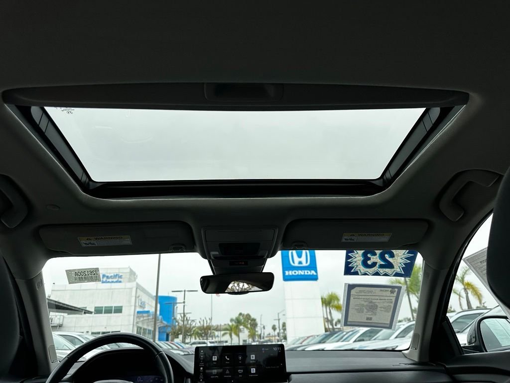Used 2023 Black Honda Touring image 18