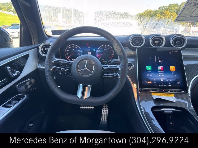 New 2026 Obsidian Black Metallic Mercedes-Benz GLC 300 image 25