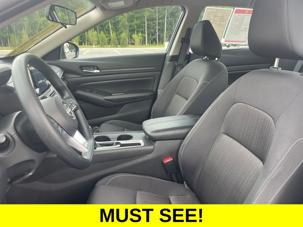 Used 2025 Gray Nissan 2.5 SV image 3