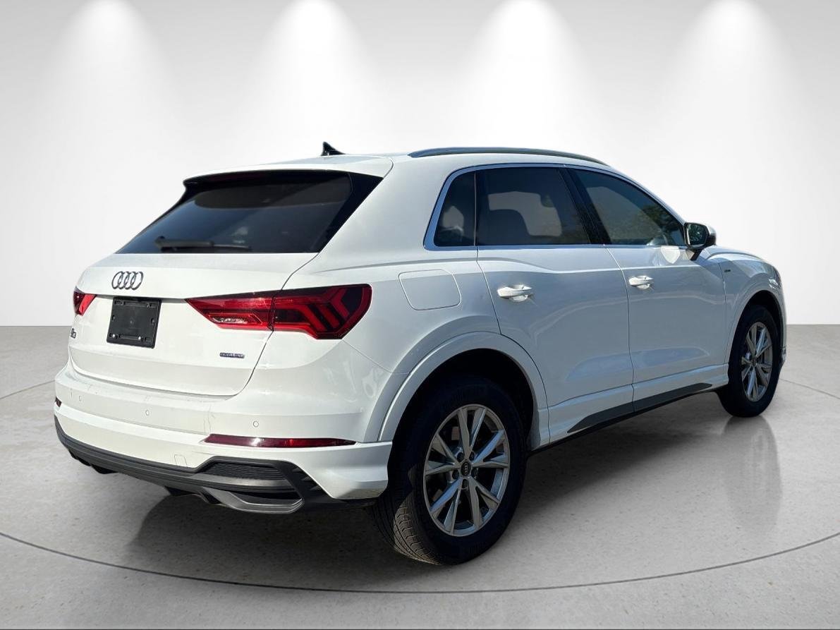 Used 2025  Audi S line Premium image 5