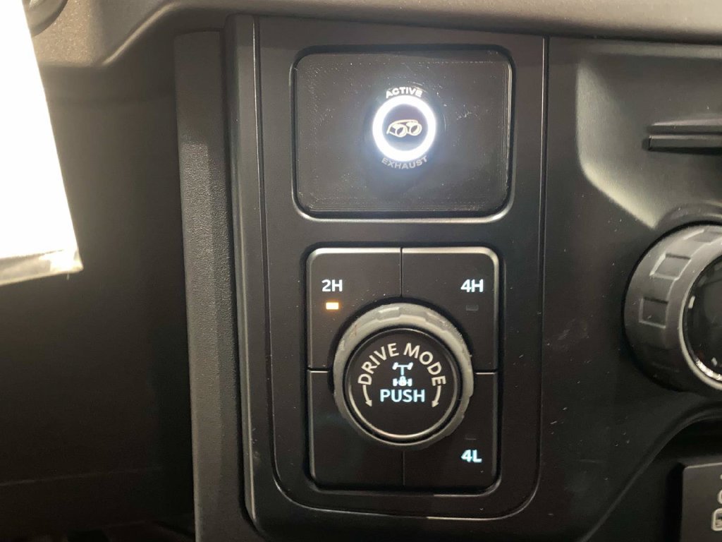 New 2026 Agate Black Metallic Ford XL image 17