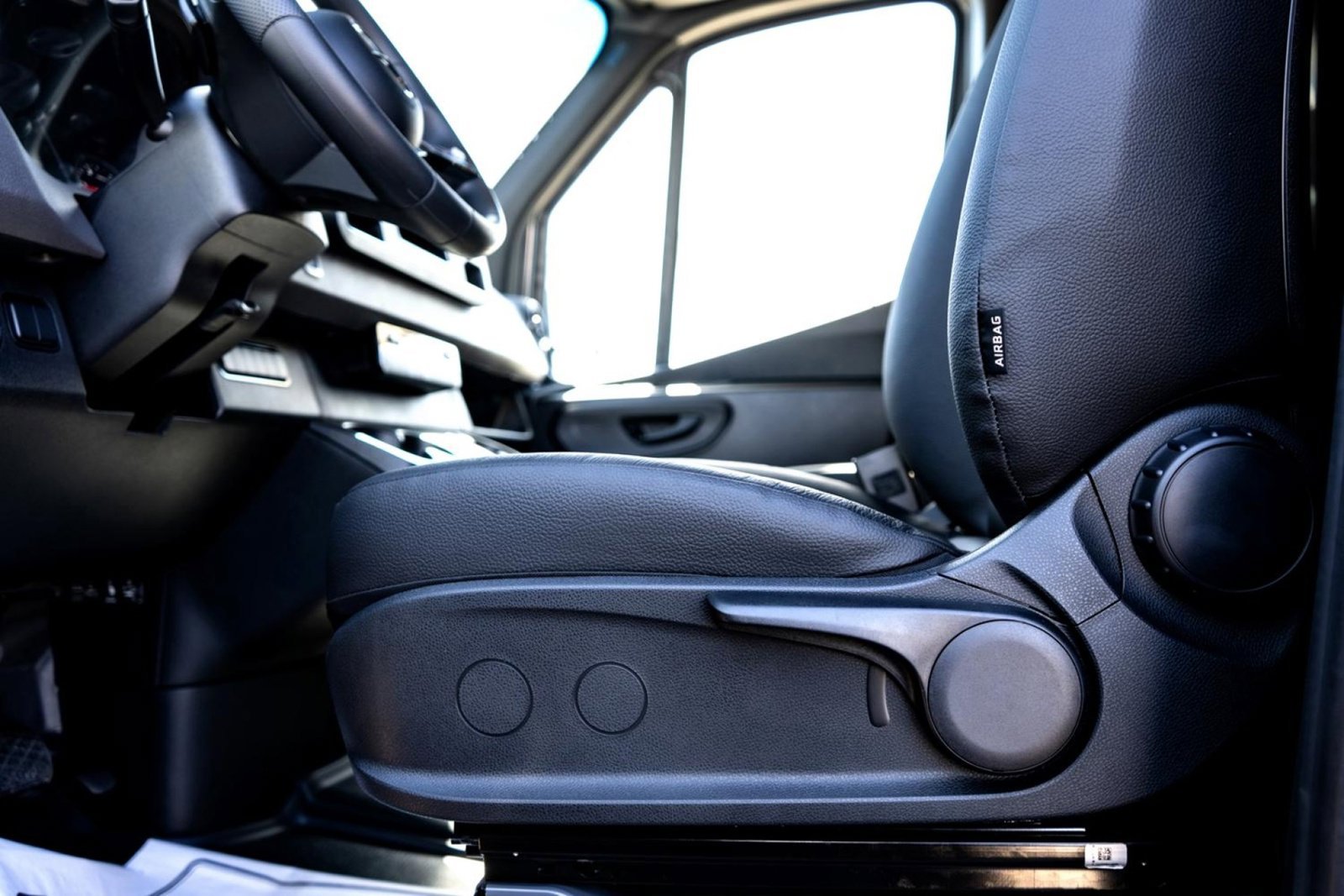 2025 Mercedes-Benz Sprinter Cargo Van Base - Photo 40