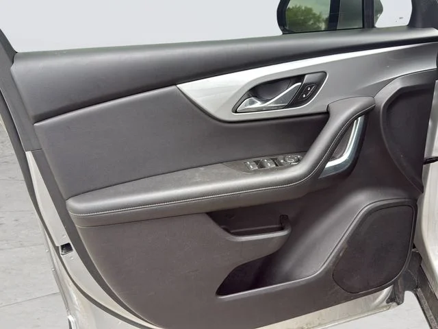 Used 2021 Silver Chevrolet LT image 21
