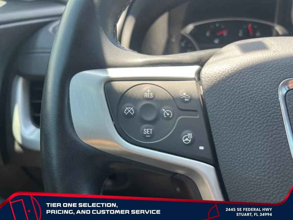 Used 2024 Volcanic Red Tintcoat GMC SLT image 19
