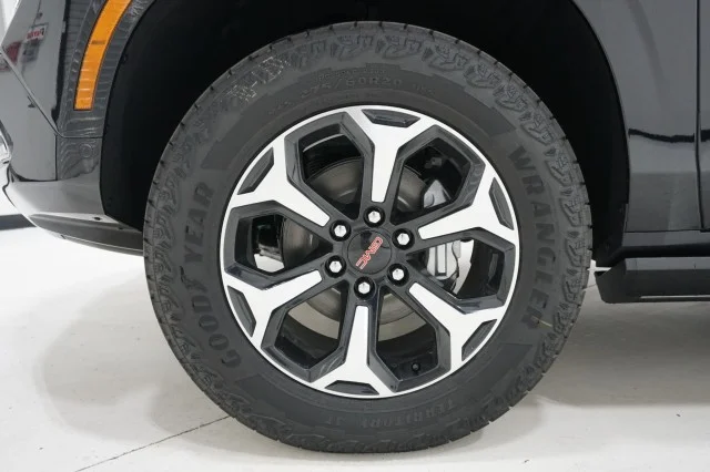 2026 GMC Yukon XL AT4 - Photo 12