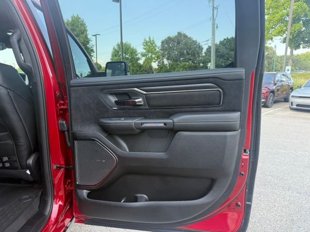 New 2026 Molten Red Pearl-Coat Exterior Paint RAM RHO image 28