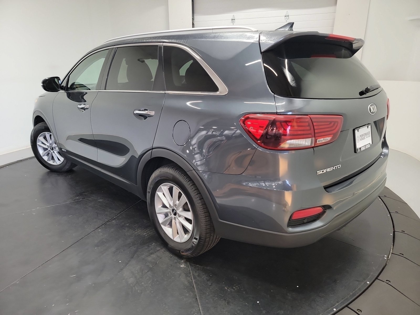Used 2019 Gravity Grey Kia LX image 5