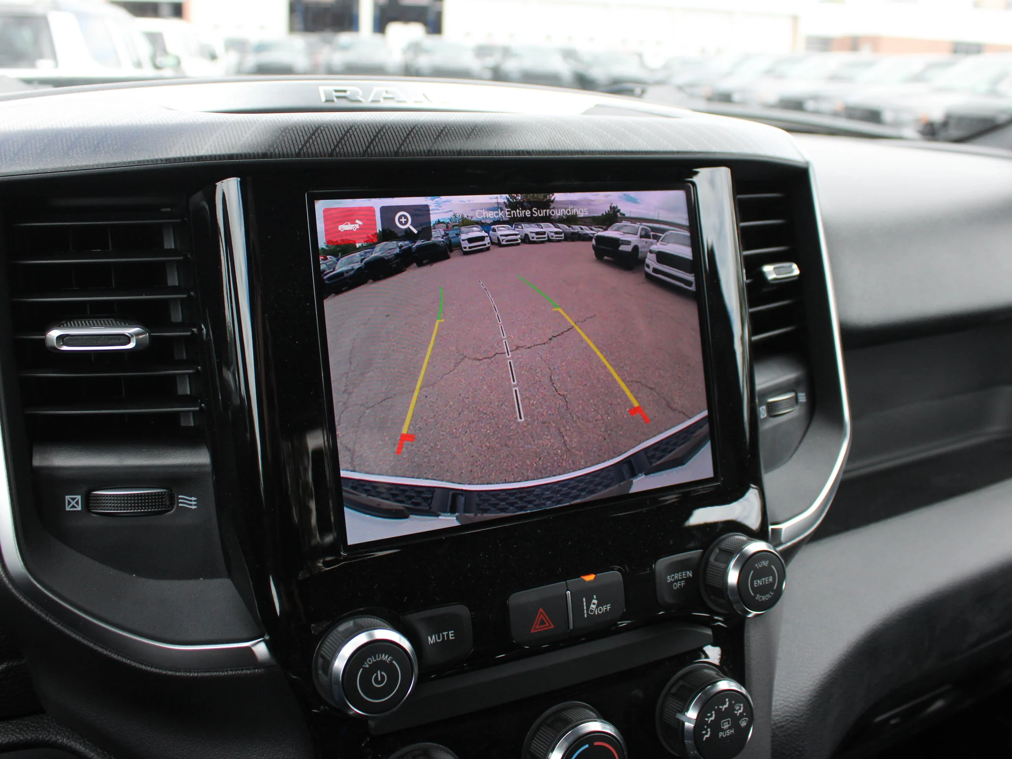 New 2026 White RAM Express* image 19