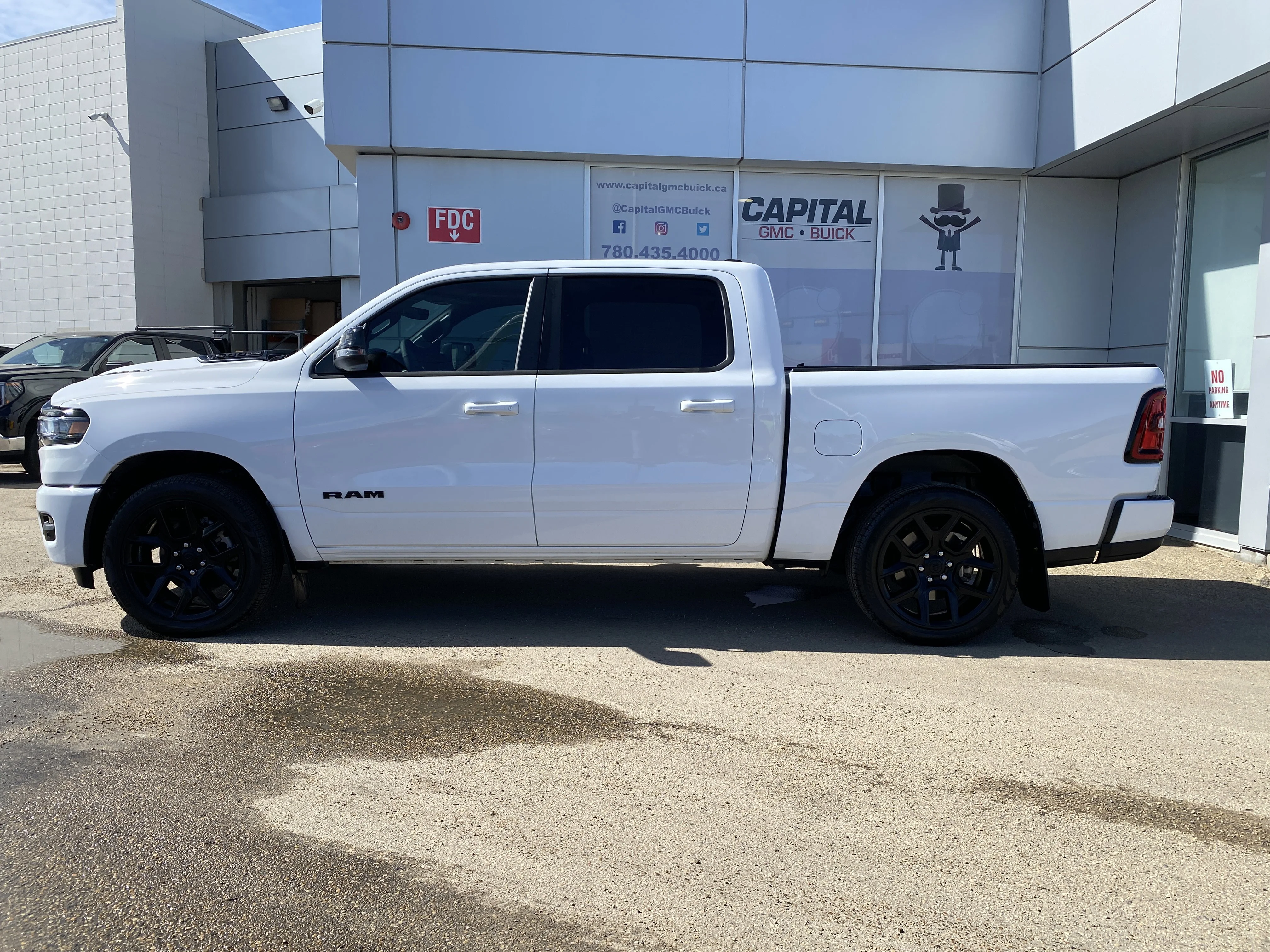 Certified Used 2025 White Ram Sport * PANORAMIC SUNROOF * FULL LEATHER * 360 CAMERA * image 2