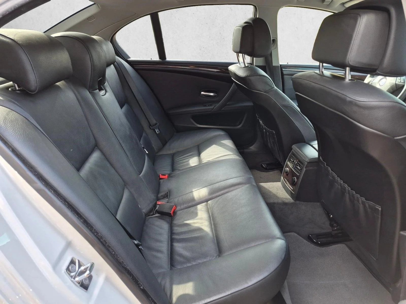 Used 2009 Alpine White BMW 528i image 20