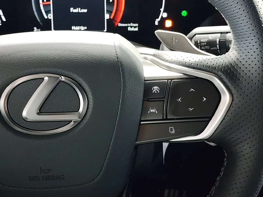 New 2026  Lexus 350 F SPORT Handling image 17