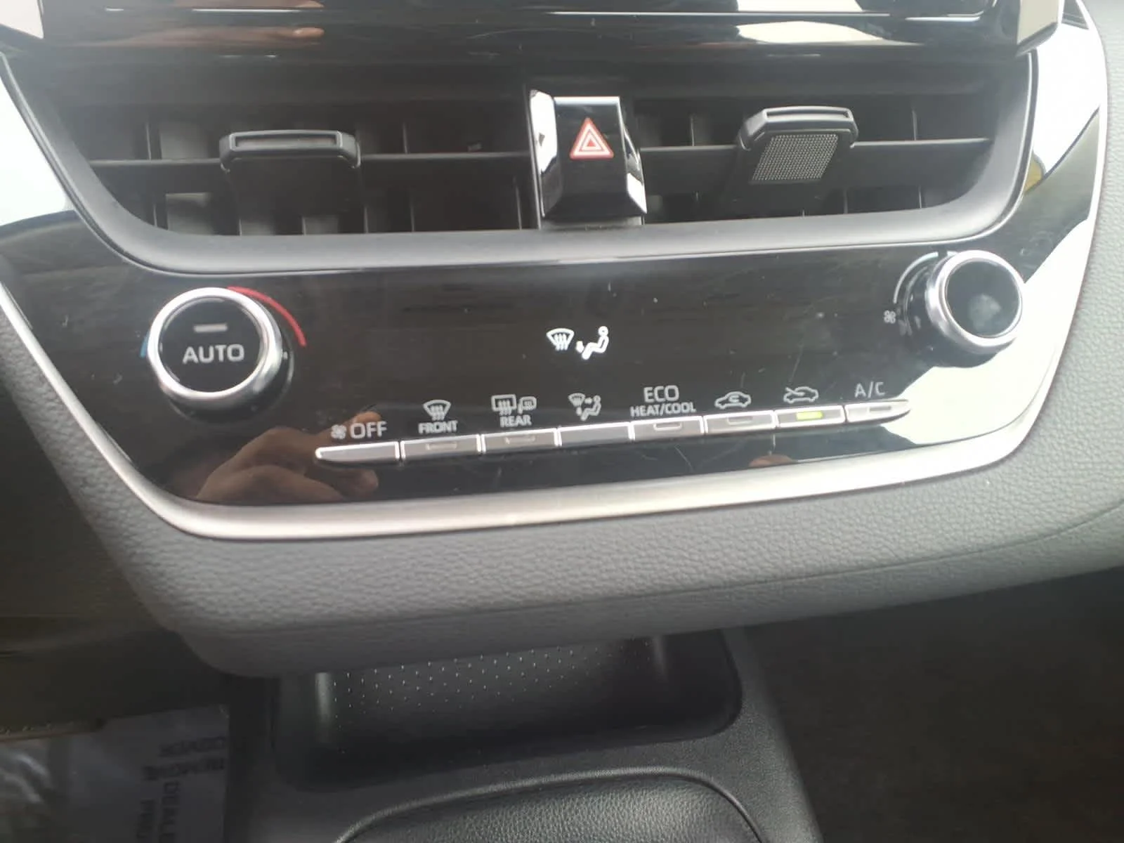 Used 2021 Super White Toyota LE image 19