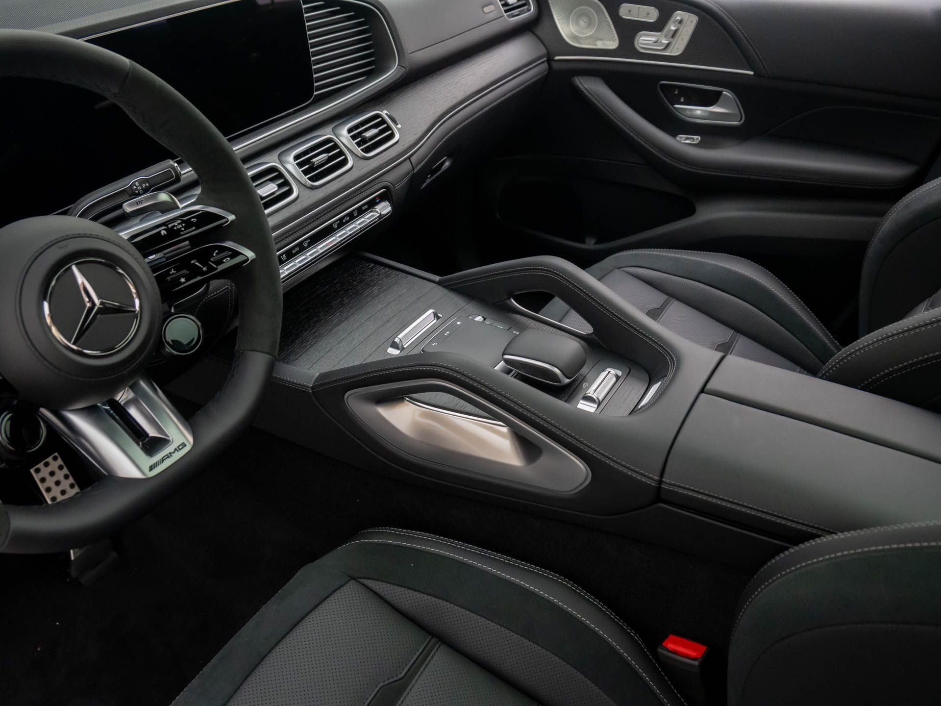 New 2026 Cirrus Silver Metallic Mercedes-Benz GLE 53 AMG® image 10