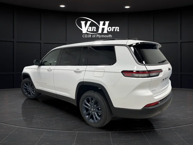 New 2026 Bright White Clear-Coat Exterior Paint Jeep Limited image 5