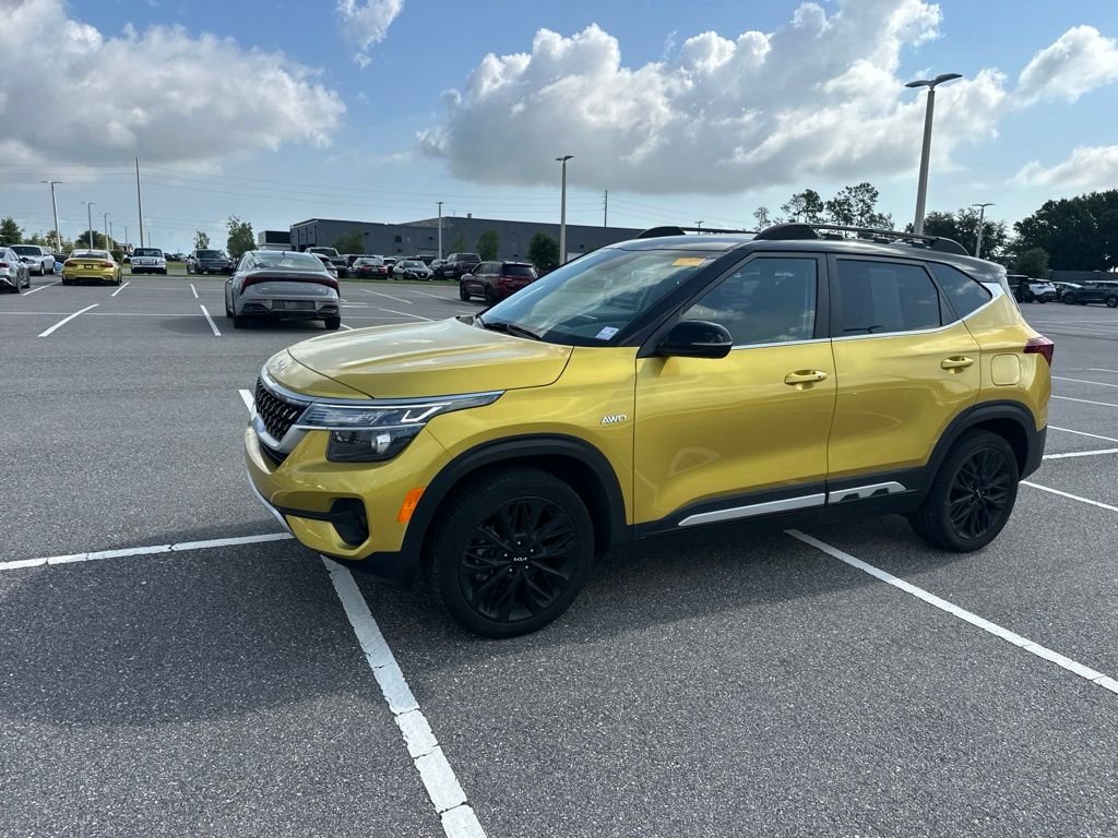 Certified Used 2023 Yellow Kia Nightfall image 13