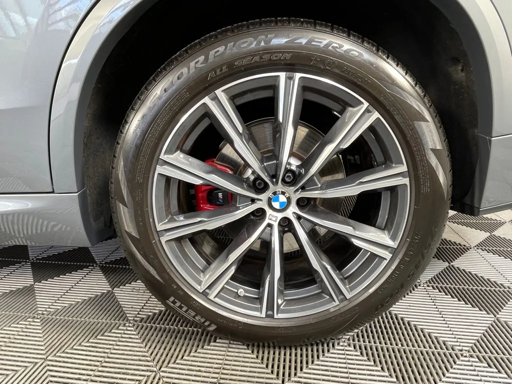 Certified Used 2024 Skyscraper Grey Metallic BMW xDrive40i image 15