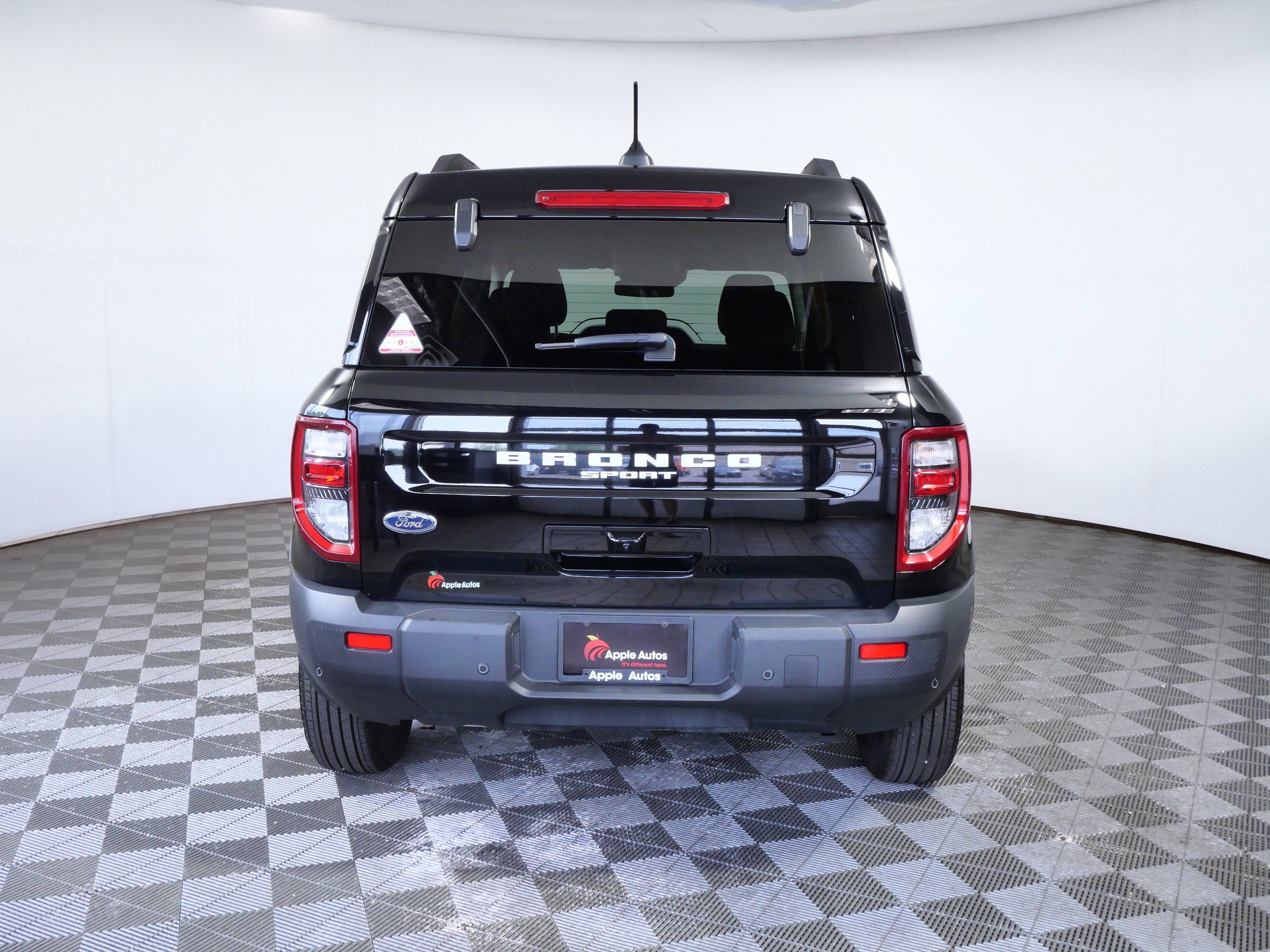 Certified Used 2025 Shadow Black Ford Outer Banks image 7