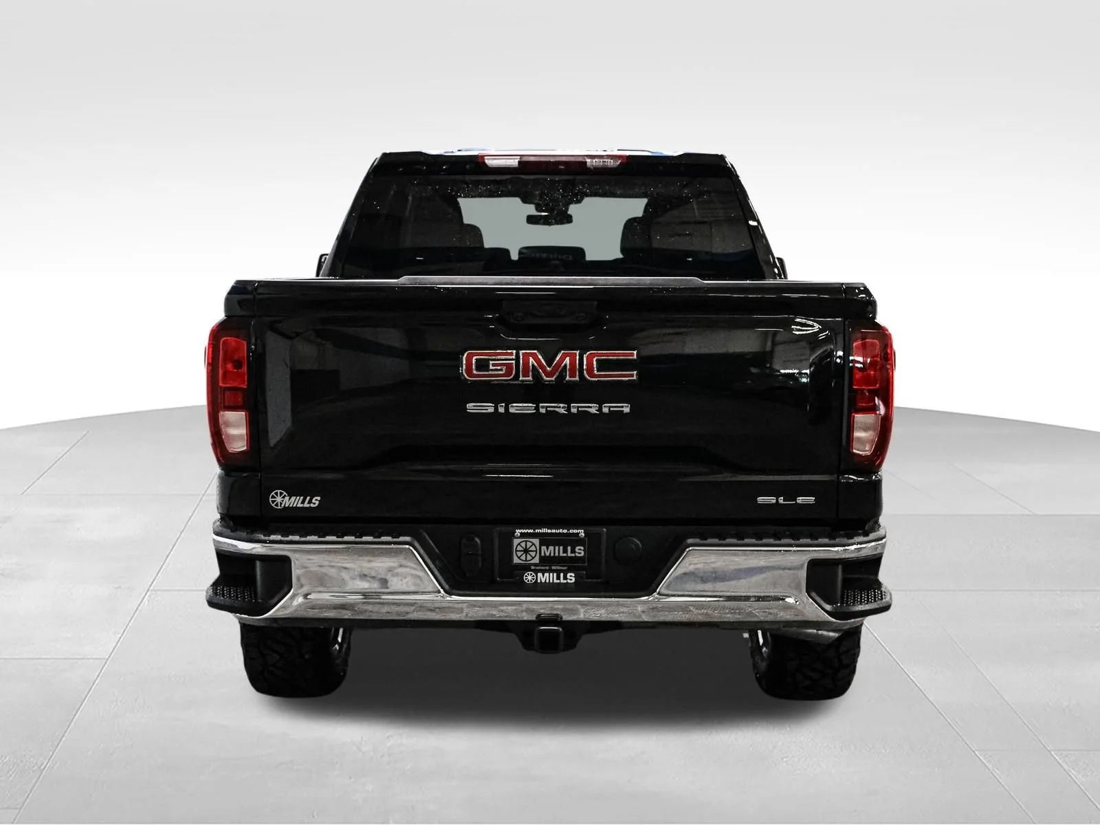 New 2026 Onyx Black GMC SLE image 6