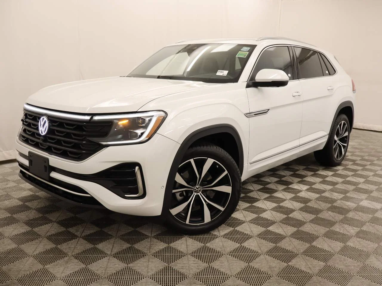 2024 Volkswagen Atlas Cross Sport SEL Premium R-LINE