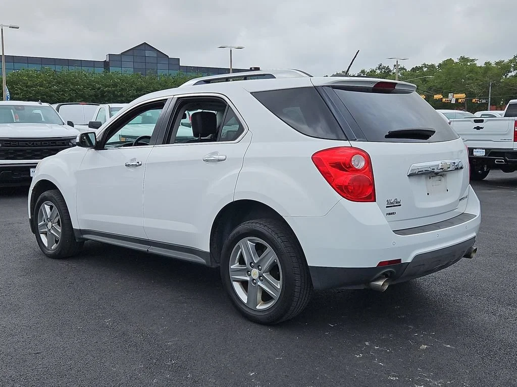 Certified Used 2015 SUMMIT WHITE Chevrolet LTZ image 4