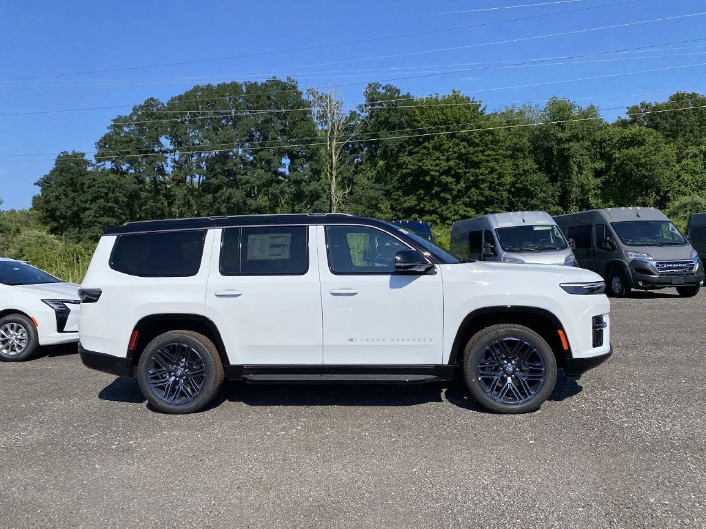 New 2026 Bright White Clear-Coat Exterior Paint Jeep 85th Anniversary Edition image 2