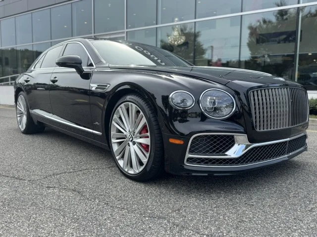 Used 2023 Black Sapphire Metallic Bentley Speed image 16