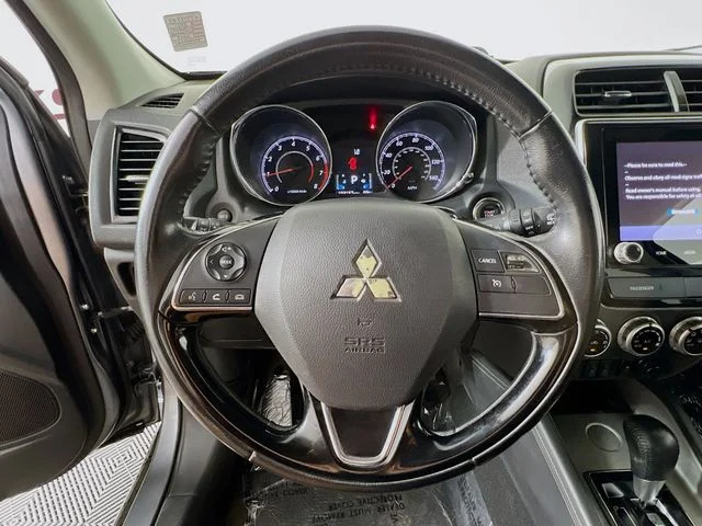 Used 2021 Gray Mitsubishi 2.0 SE image 12
