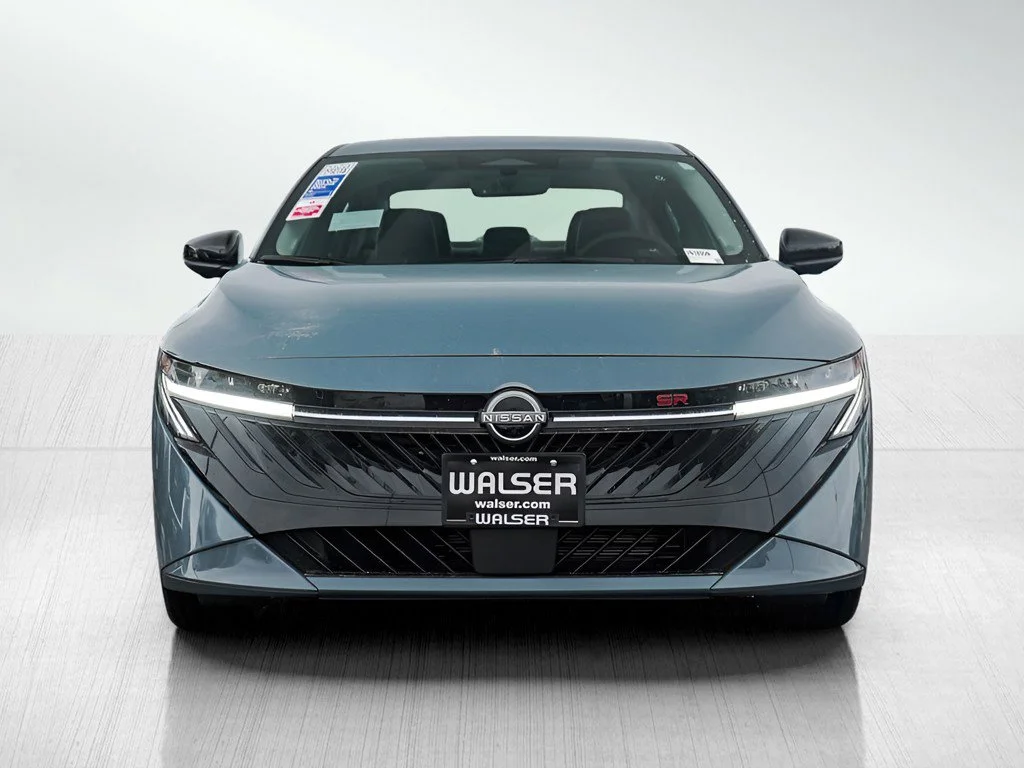 New 2026 Atlantic Gray Metallic Nissan SR image 2