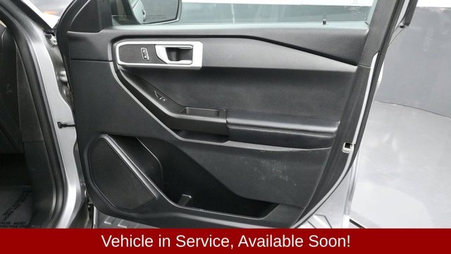 Used 2021 Silver Ford Base image 10