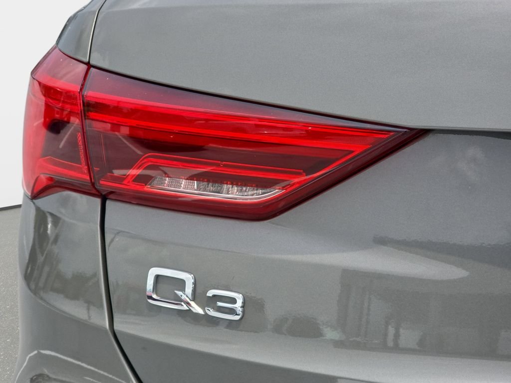 Used 2021 Gray Audi Premium Plus image 30