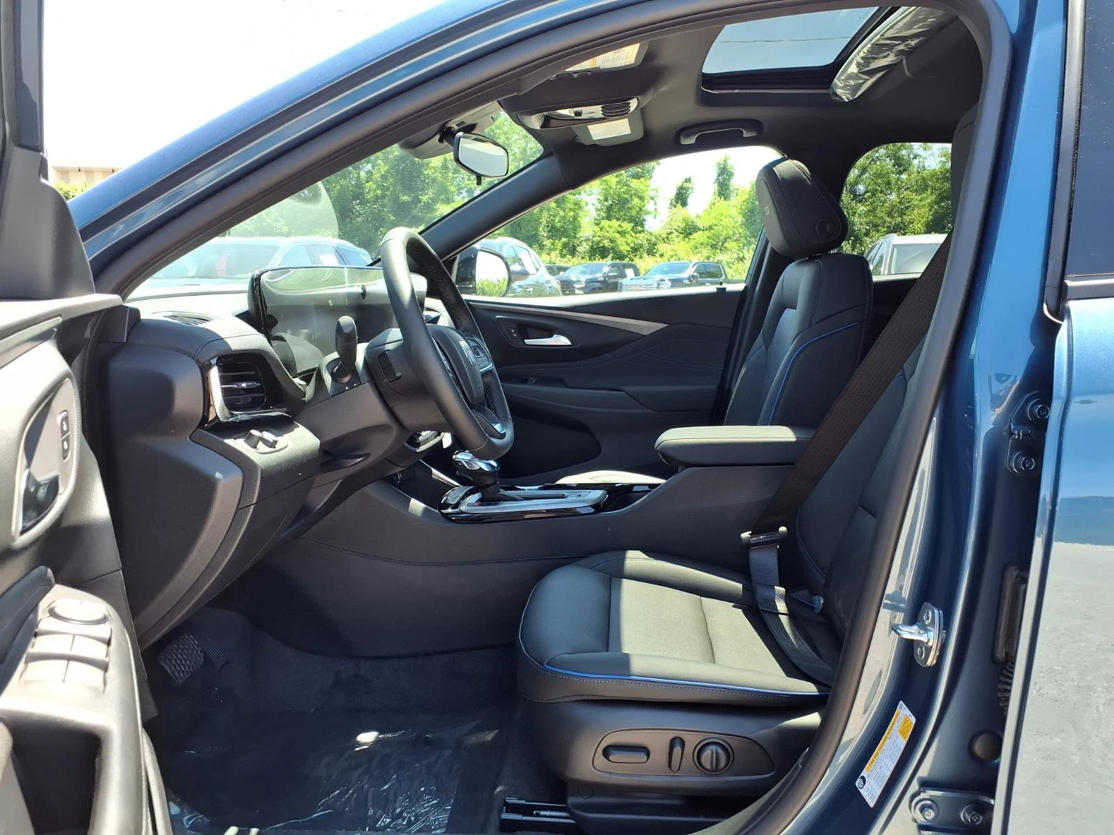 2026 Buick Envista Sport Touring - Photo 14