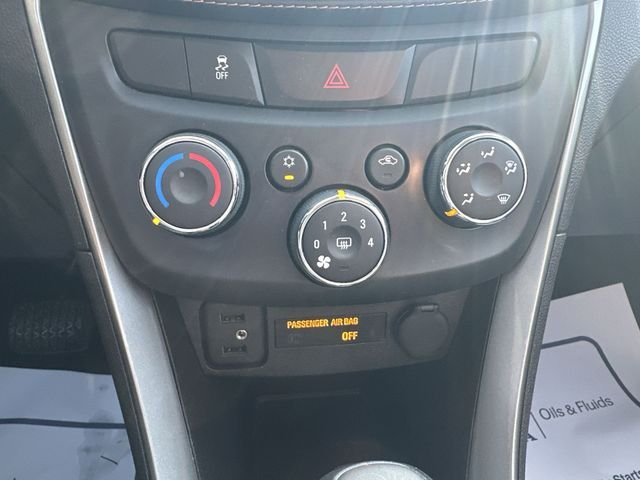 Used 2018 Blue Metallic Chevrolet LT image 18