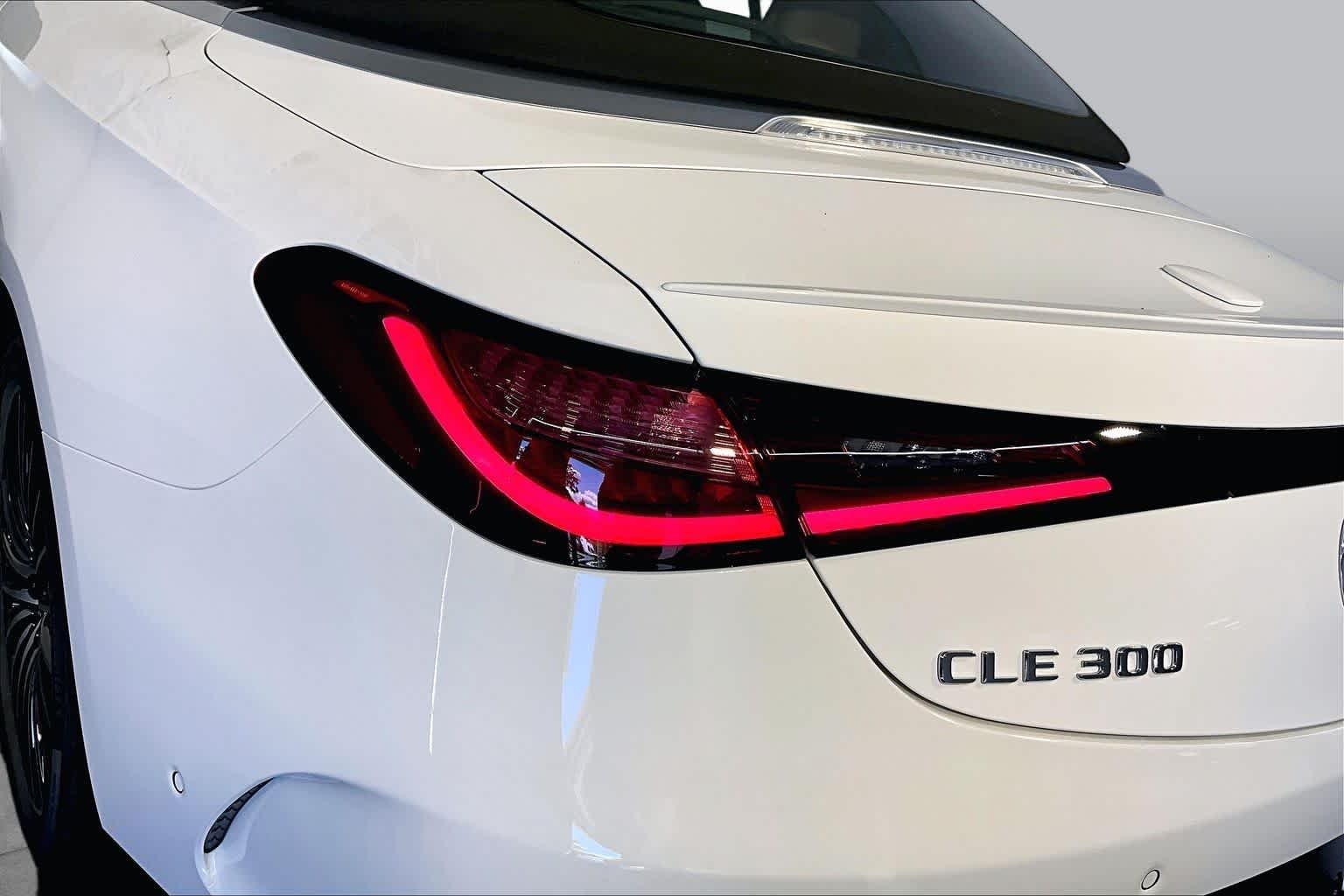 New 2027 Polar White Mercedes-Benz CLE 300 image 5