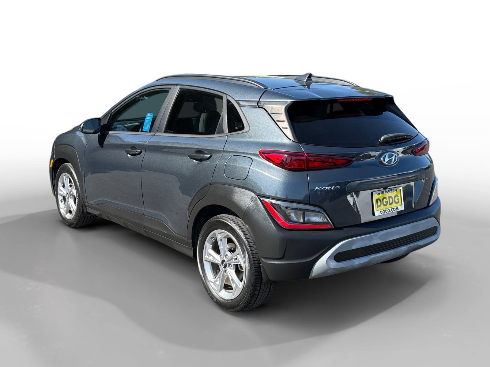 Used 2022 Thunder Gray Hyundai SEL image 3