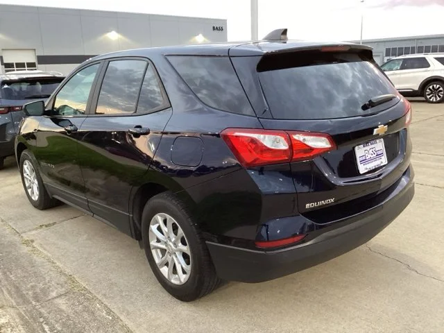 Used 2020 Blue Chevrolet LS image 10
