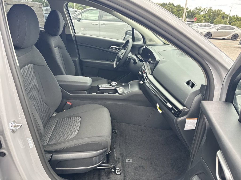 New 2027 Wolf Gray Kia S image 29