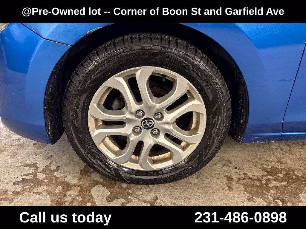 Used 2016 Blue Scion Base image 11