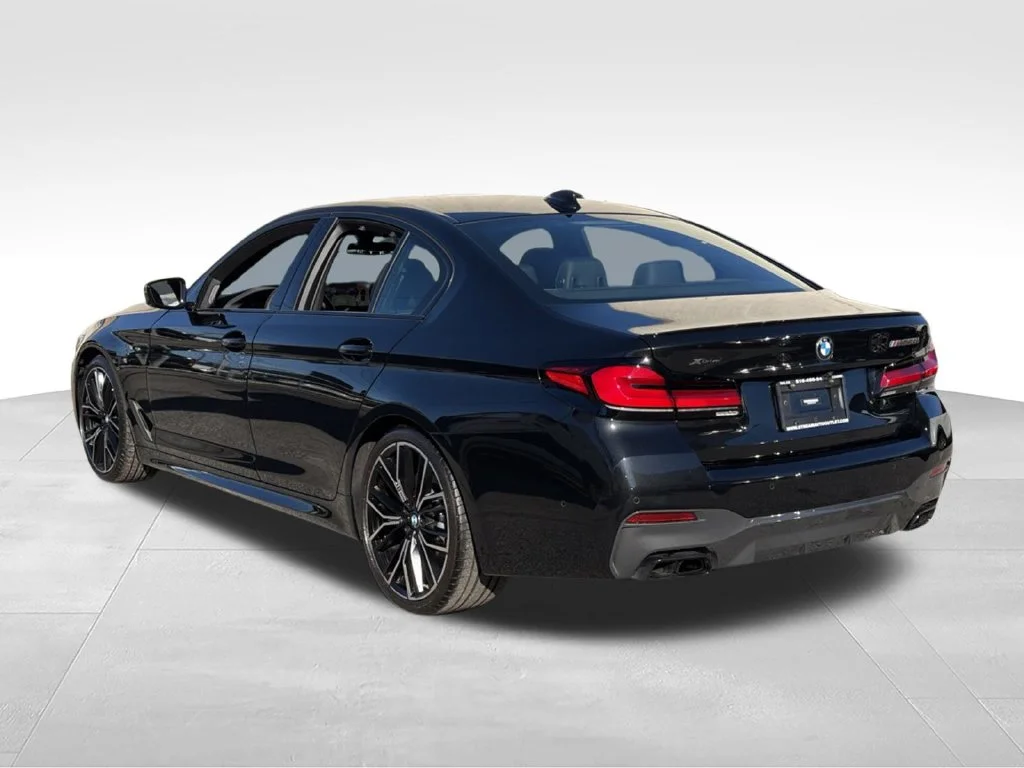 Used 2023 Black BMW M550i xDrive image 5