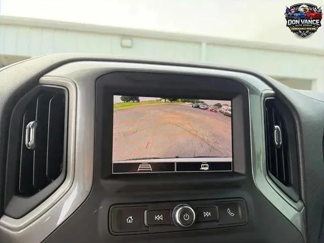 Used 2022 White Chevrolet Custom Trail Boss image 19