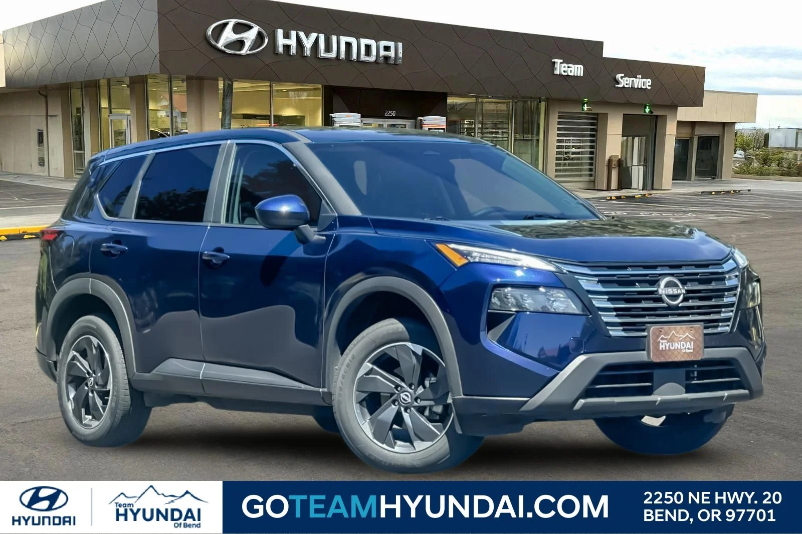 2025 Nissan Rogue SV AWD's photo