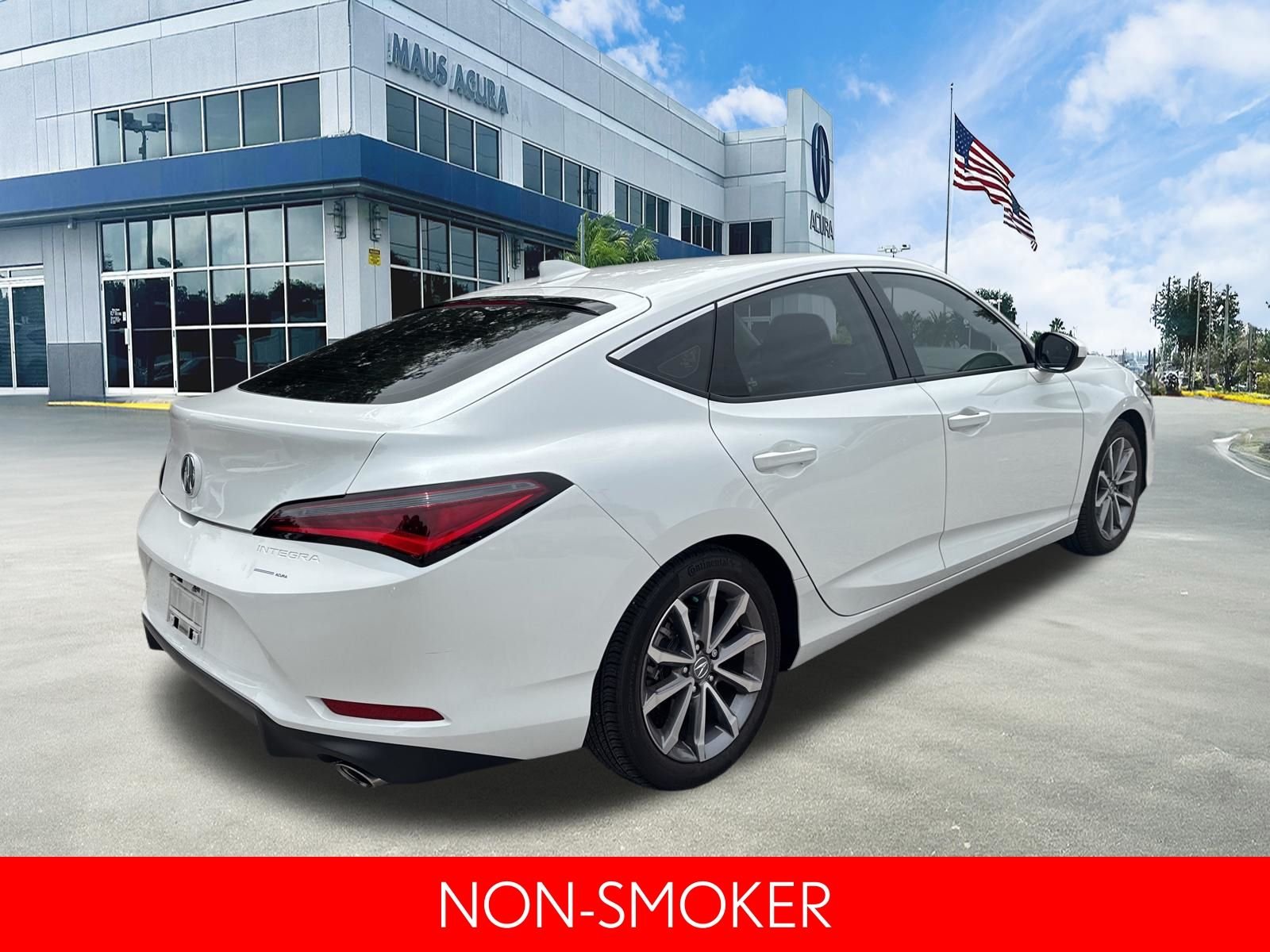 Used 2024 Platinum White Pearl Acura Base image 6