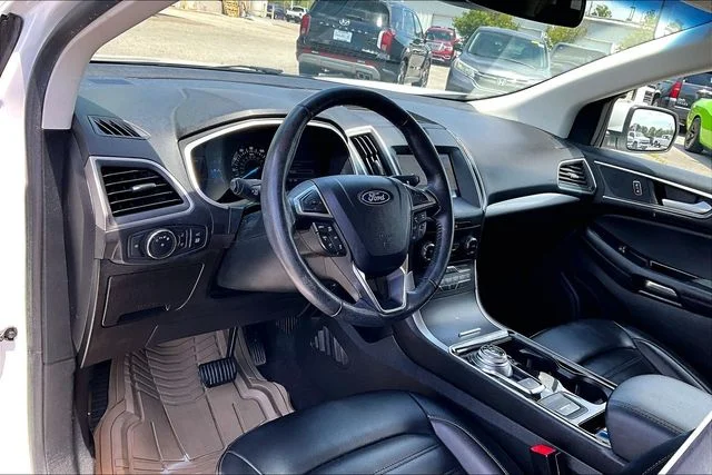 Used 2020 White Ford SEL image 14