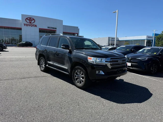 2017 Toyota Land Cruiser VXR
