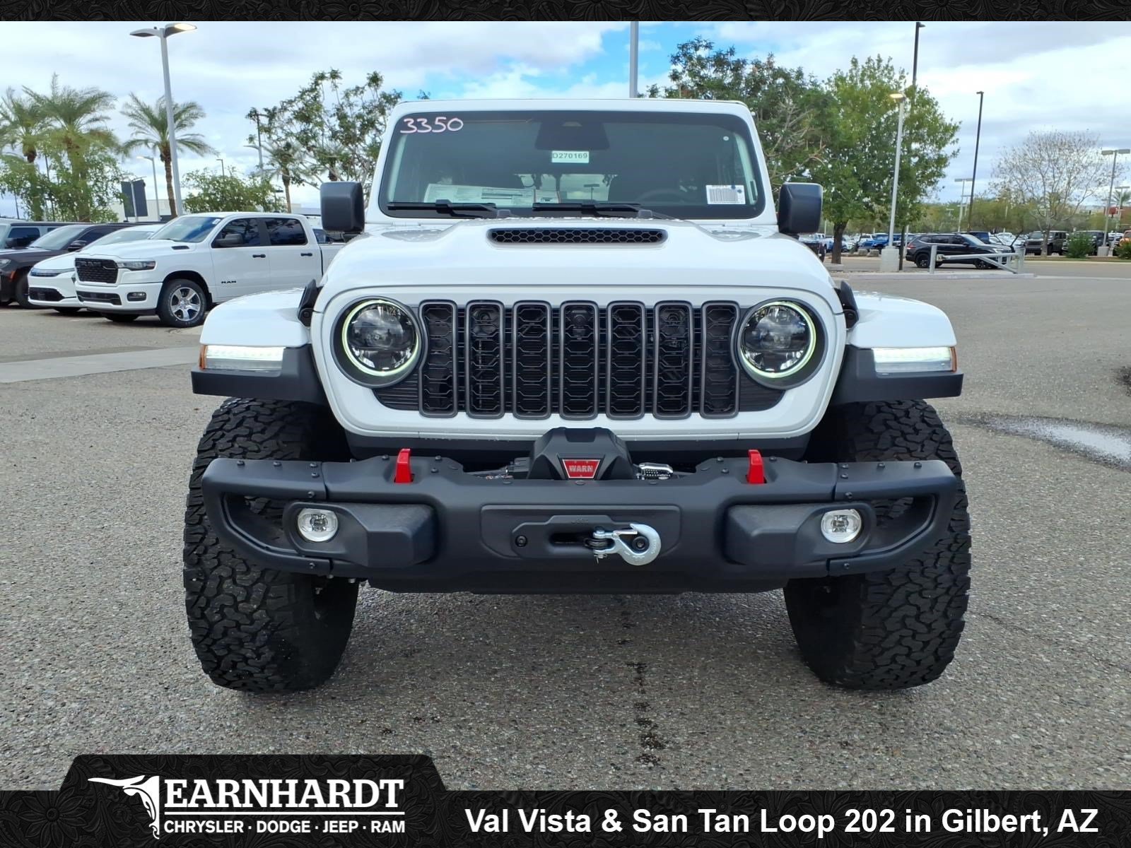 New 2027 Bright White Clear-Coat Paint Jeep Rubicon X image 2