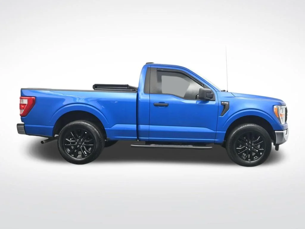Used 2021 Blue Ford XL image 4