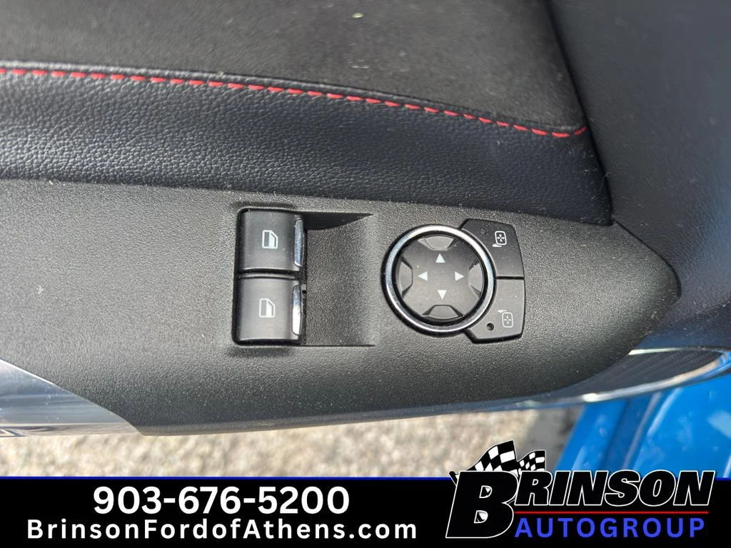 Used 2020  Ford GT Premium image 11