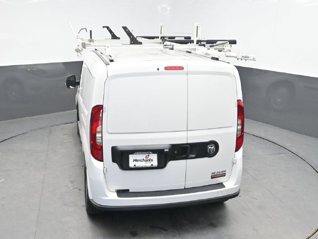 Used 2022 White Ram Base image 27