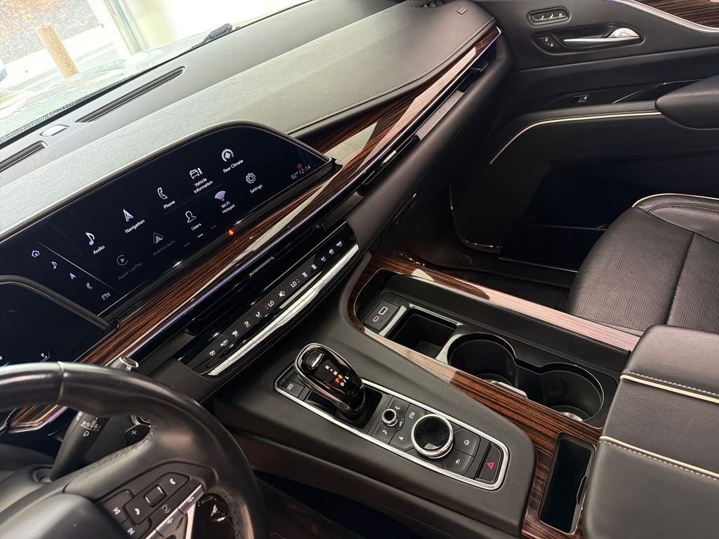 Used 2022 White Cadillac Premium Luxury image 20