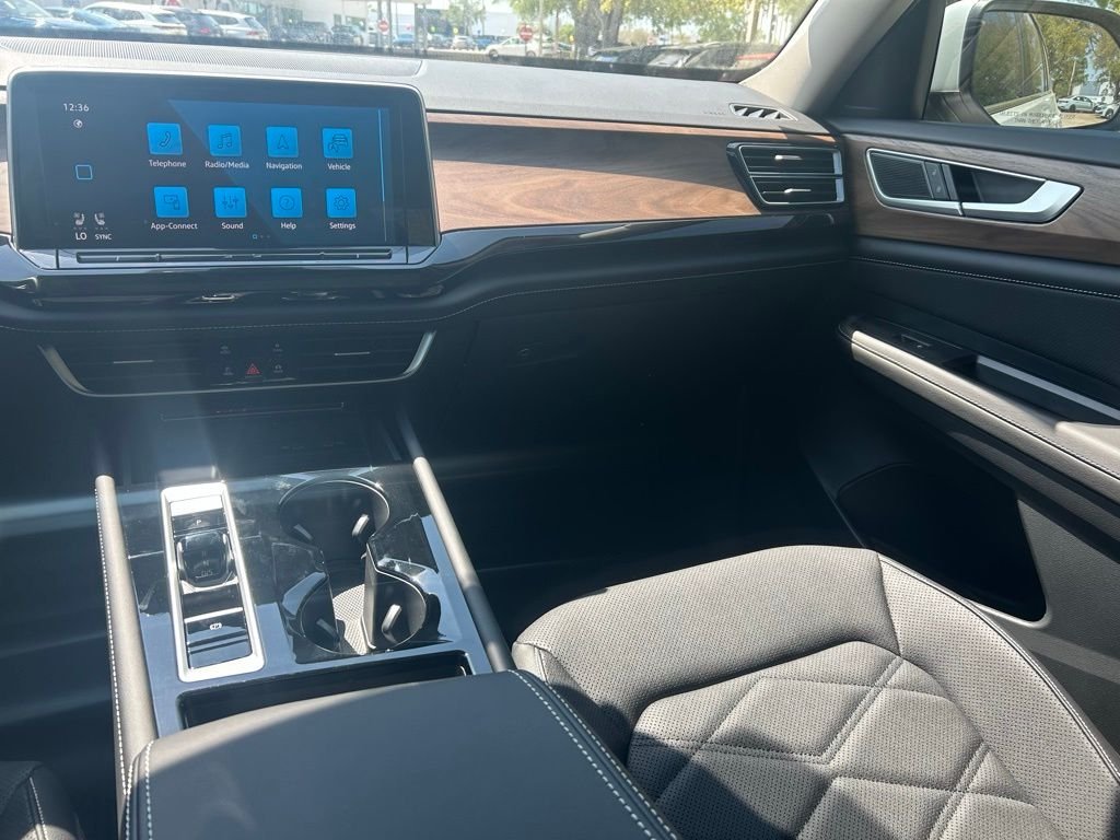 2026 Volkswagen Atlas SE w/Tech - Photo 11